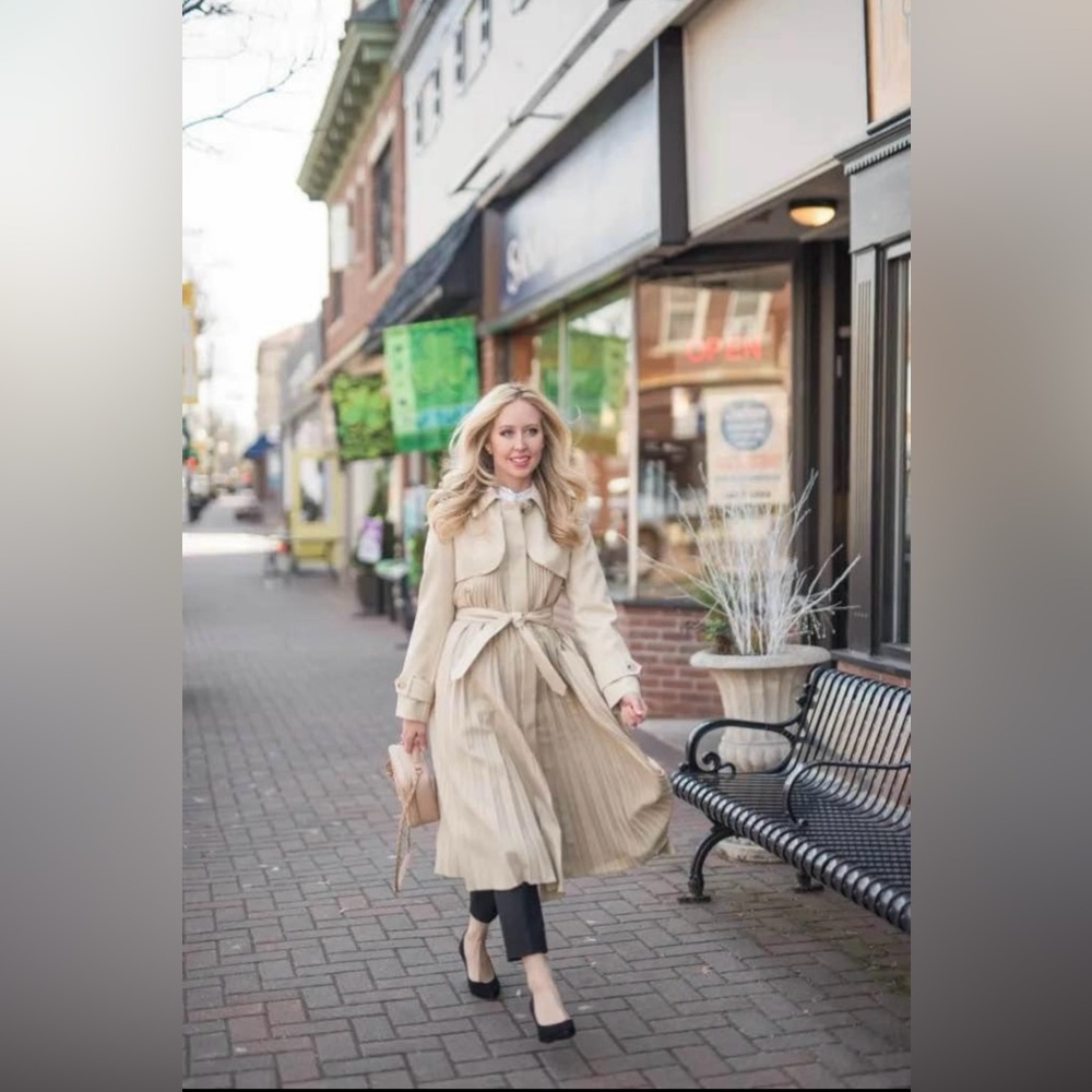 Sandro pleated trench coat size 38